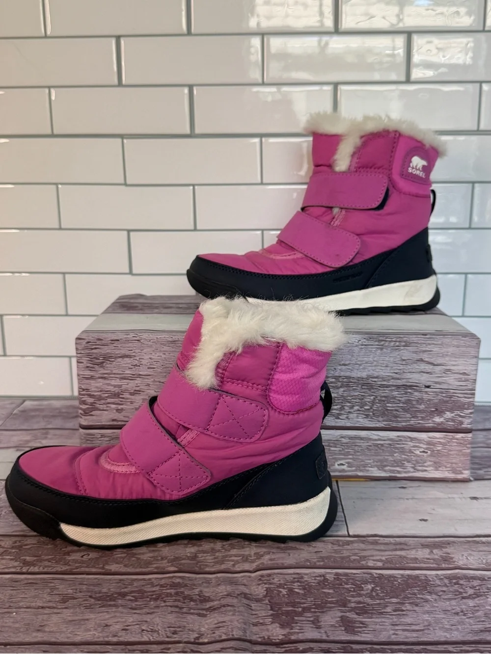 Sorel Youth Whitney II Waterproof Winter Boots in Deep Pink 💕size 13